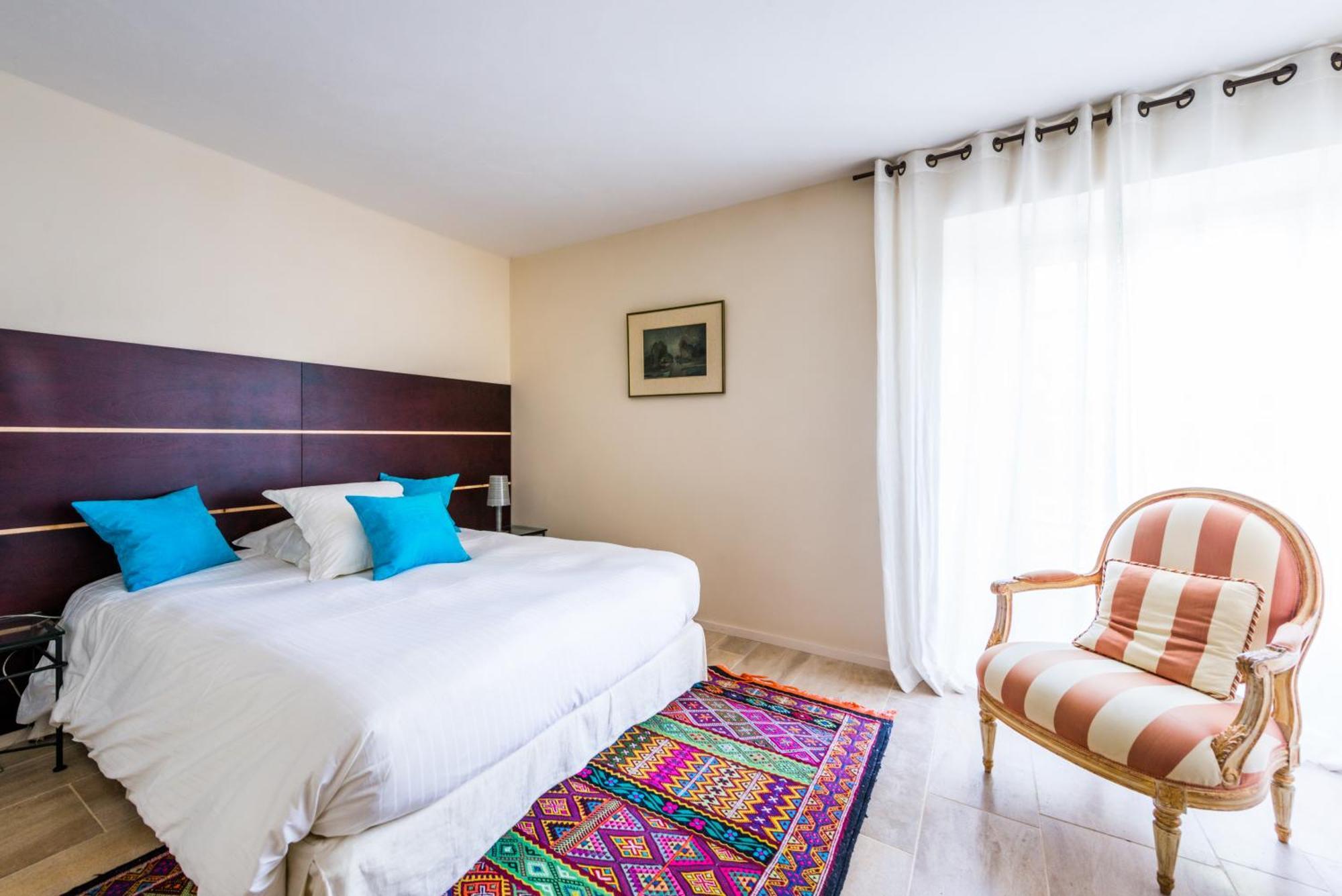 Hotel-Restaurant Le Chateau De Besseuil, Macon Nord - Teritoria クレッセ エクステリア 写真