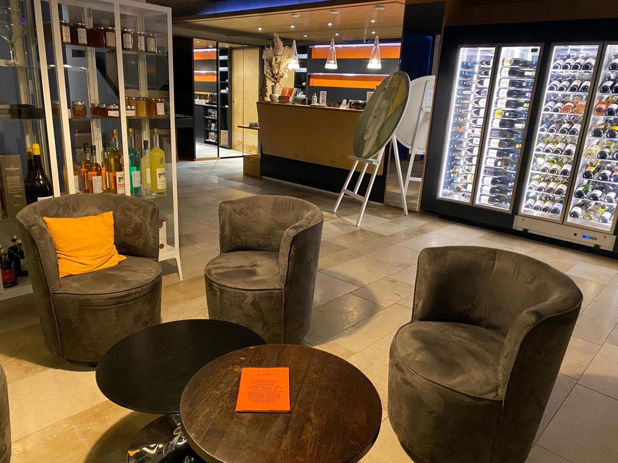 Hotel-Restaurant Le Chateau De Besseuil, Macon Nord - Teritoria クレッセ エクステリア 写真